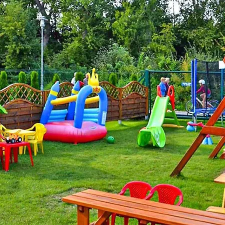 2 Bedroom In Dom wakacyjny Sianożęty